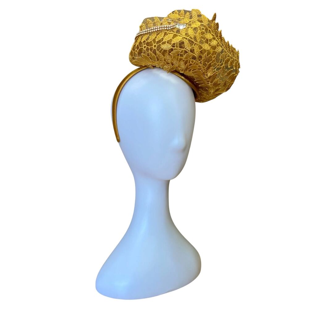 Y2K Gold Fascinator Headband – Rhinestone Leaf Appliqué w/ Satin Rose